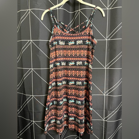 Xhilaration dress with elephants cute back detail summer vibes - Picture 1 of 3